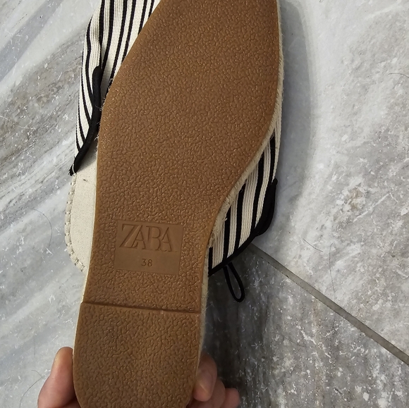 Zara - Picture 2 of 3